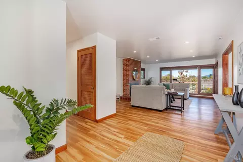 Entry Way - 505 E Railroad Ave, Cotati, CA 94931 photo 1 of 5
