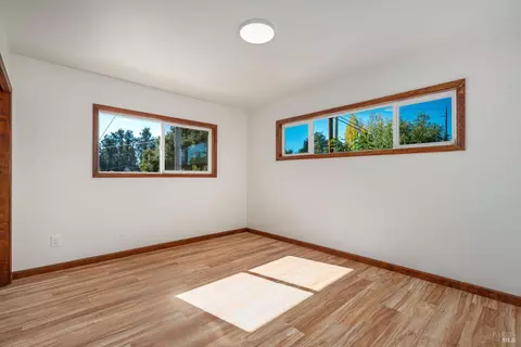 Bedroom - 505 E Railroad Ave, Cotati, CA 94931 photo 7 of 8