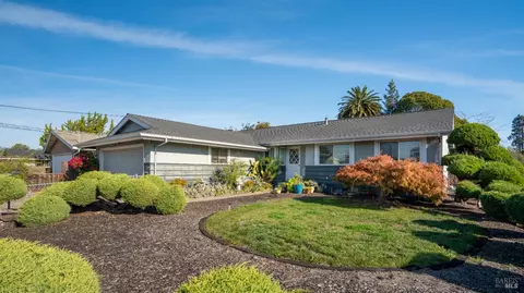 1300 Pacific Ave, Petaluma, CA 94954