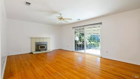 Living - 1300 Pacific Ave, Petaluma, CA 94954 photo 3 of 4