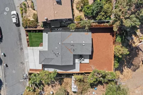 View/Area - 121 La Brea St, Vallejo, CA 94591 photo 1 of 4