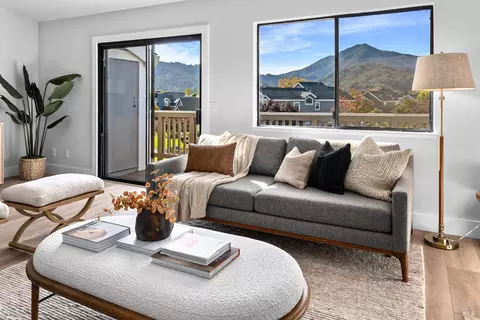 16 Drakes View Cir, Greenbrae, CA 94904