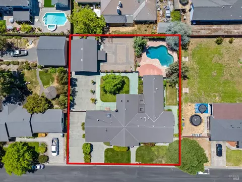 View/Area - 6133 Tamara Ln, Windsor, CA 95492 photo 1 of 3
