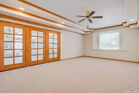 Living - 6133 Tamara Ln, Windsor, CA 95492 photo 4 of 4
