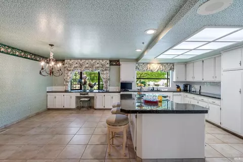 Kitchen - 6133 Tamara Ln, Windsor, CA 95492 photo 1 of 6