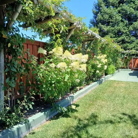 Exterior - 6133 Tamara Ln, Windsor, CA 95492 photo 10 of 18