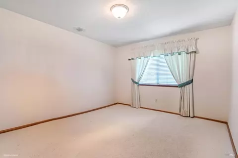 Bedroom - 6133 Tamara Ln, Windsor, CA 95492 photo 4 of 4