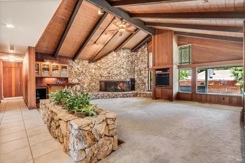 Living - 6133 Tamara Ln, Windsor, CA 95492 photo 1 of 4