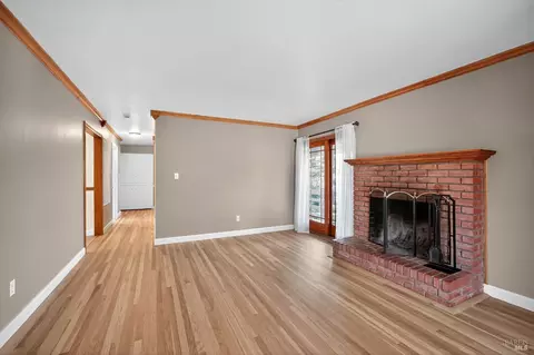 Living - 411 Cherry St, Petaluma, CA 94952 photo 4 of 4