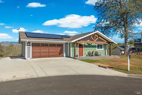 914 Cape Cod Ct, Napa, CA 94558