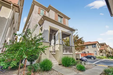 2715 Blakely Ln, Fairfield, CA 94533