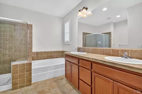 2715 Blakely Ln, Fairfield, CA 94533 photo 23