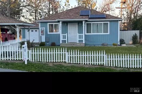 380 Forest Dr, Lakeport, CA 95453