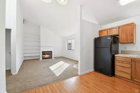 Living - 23 Pine Tree Cir, Cotati, CA 94931 photo 4 of 4