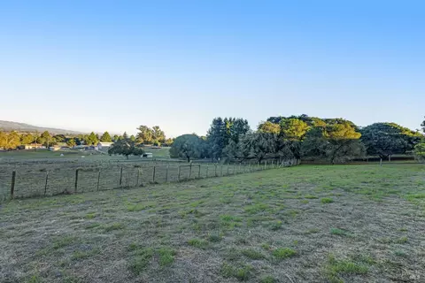700 Old King Rd, Petaluma, CA 94952 photo 64