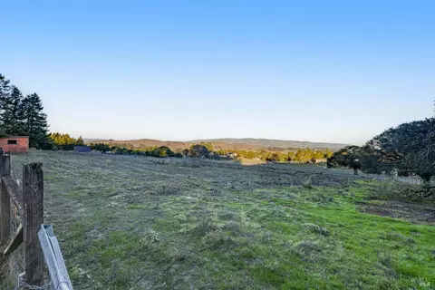 700 Old King Rd, Petaluma, CA 94952 photo 61