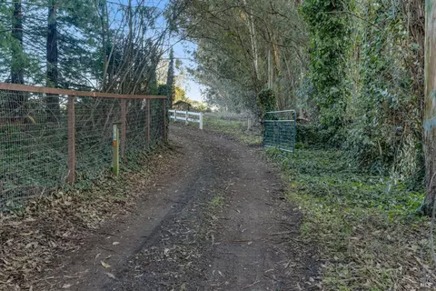 700 Old King Rd, Petaluma, CA 94952 photo 43