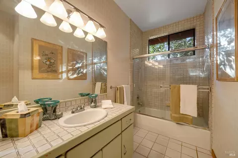 700 Old King Rd, Petaluma, CA 94952 photo 31