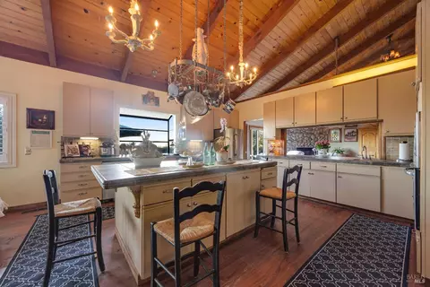 700 Old King Rd, Petaluma, CA 94952 photo 14