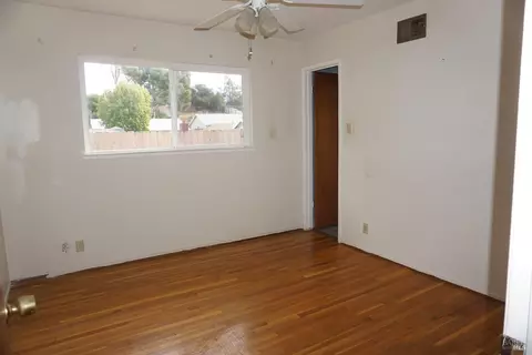 Bedroom - 112 Dyer Ct, Vallejo, CA 94591 photo 1 of 3