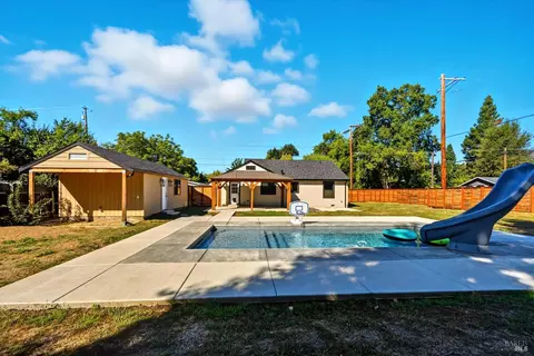 9584 Rice St, Upper Lake, CA 95485