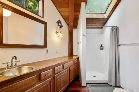 Bath - 2081 Joy Rd, Occidental, CA 95465 photo 1 of 3