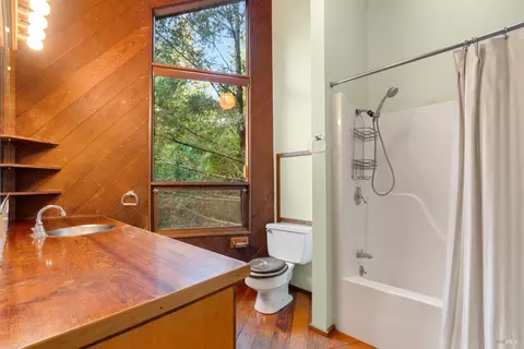 Bath - 2081 Joy Rd, Occidental, CA 95465 photo 2 of 3
