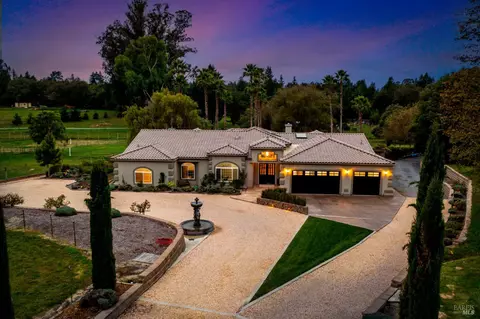 2550 Hwy 116 S, Sebastopol, CA 95472