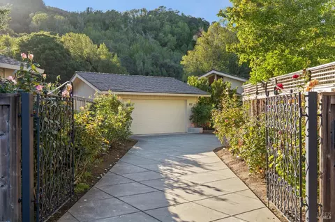 87 Mount Tallac Ct, San Rafael, CA 94903