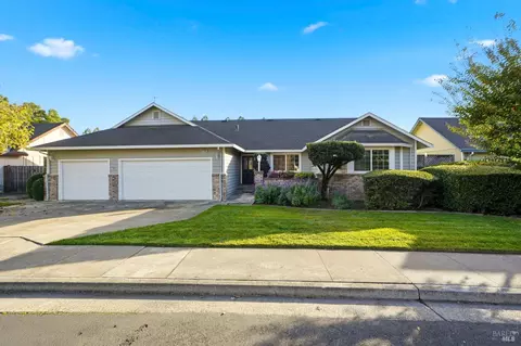 426 Tamara Way, Windsor, CA 95492