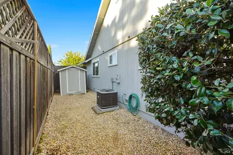 Exterior - 426 Tamara Way, Windsor, CA 95492 photo 14 of 14