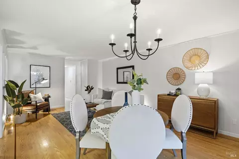 Dining - 426 Tamara Way, Windsor, CA 95492 photo 4 of 4