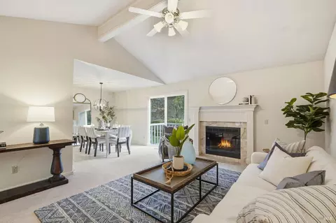 Living - 426 Tamara Way, Windsor, CA 95492 photo 1 of 4