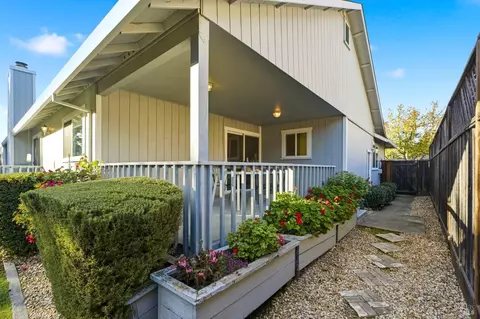 Exterior - 426 Tamara Way, Windsor, CA 95492 photo 13 of 14