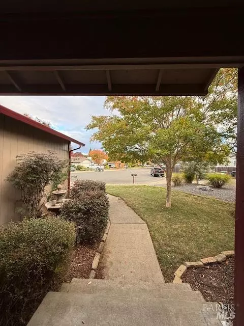 1250 Incline Ct, Ukiah, CA 95482 photo 6