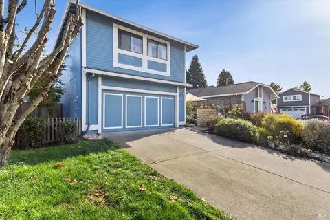 Exterior - 101 Pinewood Ct, Cotati, CA 94931 photo 4 of 9