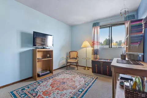 Bedroom - 101 Pinewood Ct, Cotati, CA 94931 photo 3 of 4
