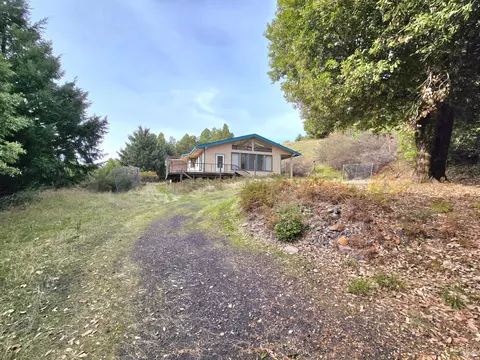 Exterior - 36955 Eureka Stagecoach Rd, Willits, CA 95490 photo 2 of 12