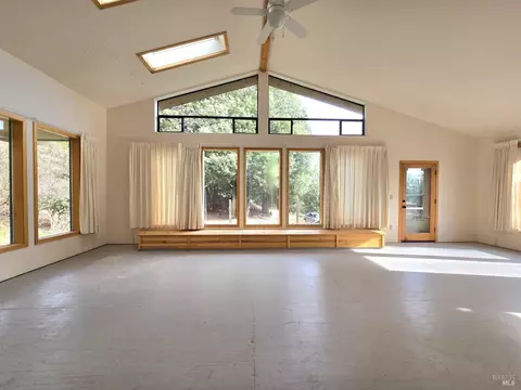 Living - 36955 Eureka Stagecoach Rd, Willits, CA 95490 photo 9 of 10