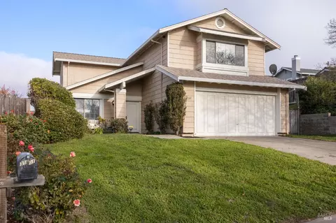 3501 Ponderosa Trl, Pinole, CA 94564