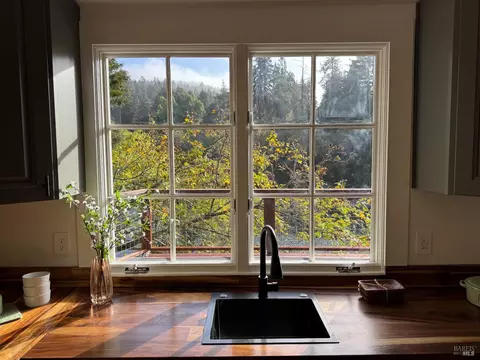 Kitchen - 21883 Highway 116, Monte Rio, CA 95462 photo 2 of 2