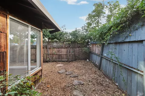Exterior - 8184 Sunflower Dr, Cotati, CA 94931 photo 4 of 7