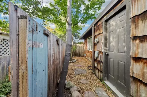 Exterior - 8184 Sunflower Dr, Cotati, CA 94931 photo 3 of 7