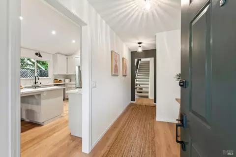 Entry Way - 659 Gregory Cir, Sonoma, CA 95476 photo 1 of 2