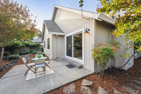 Exterior - 659 Gregory Cir, Sonoma, CA 95476 photo 4 of 7