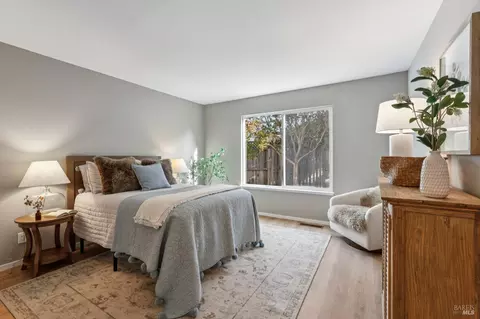 Bedroom - 659 Gregory Cir, Sonoma, CA 95476 photo 3 of 5