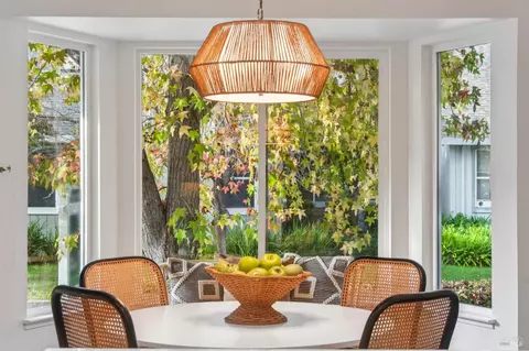 Dining - 659 Gregory Cir, Sonoma, CA 95476 photo 3 of 4