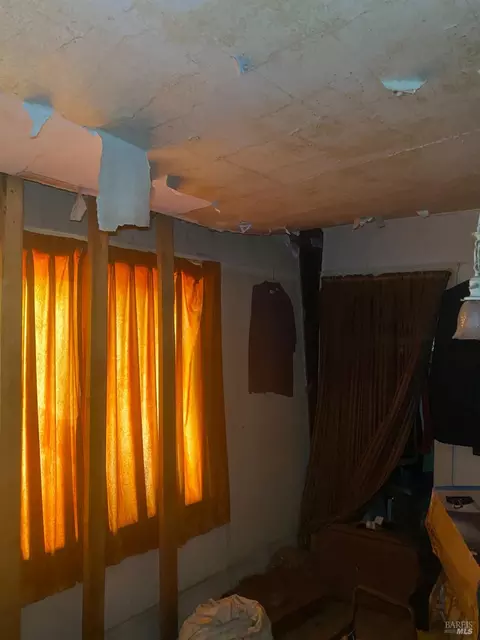 Bedroom - 1311 Derby St, Berkeley, CA 94702 photo 4 of 11