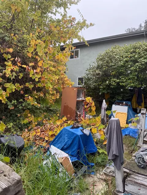 Exterior - 1311 Derby St, Berkeley, CA 94702 photo 8 of 10