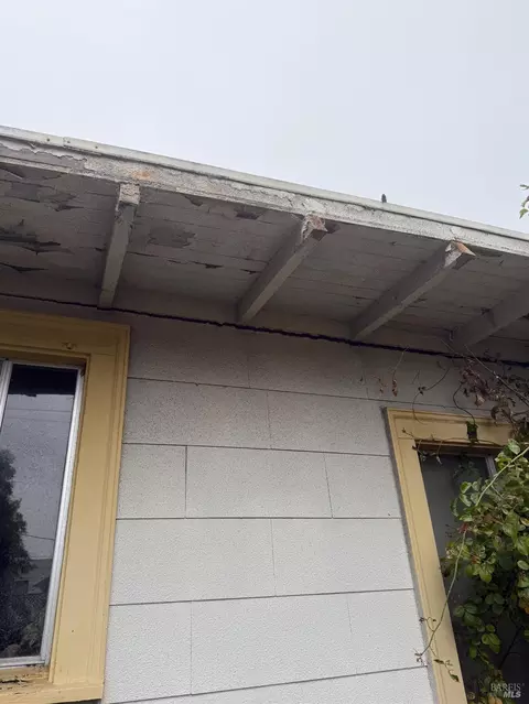 Exterior - 1311 Derby St, Berkeley, CA 94702 photo 5 of 10